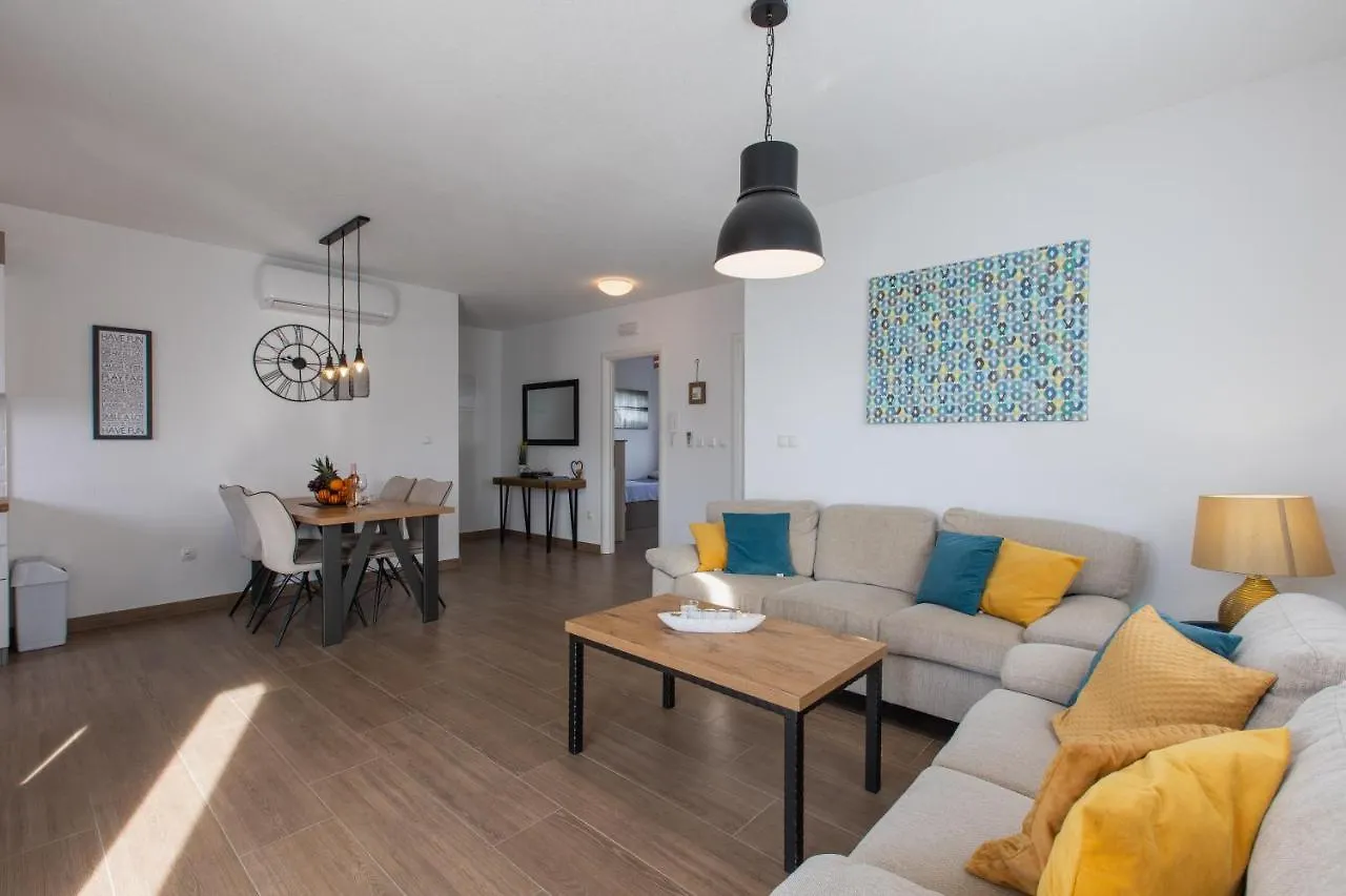 Apartman Jana Trogir 0*,  Croatia